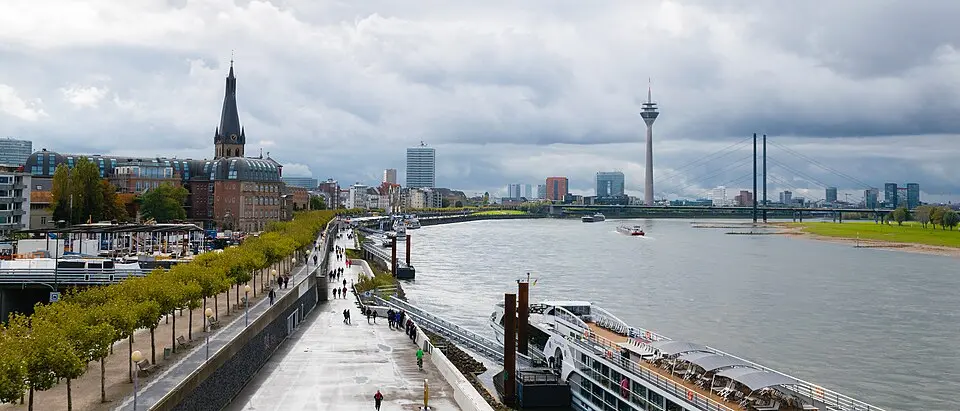 Düsseldorf – city view