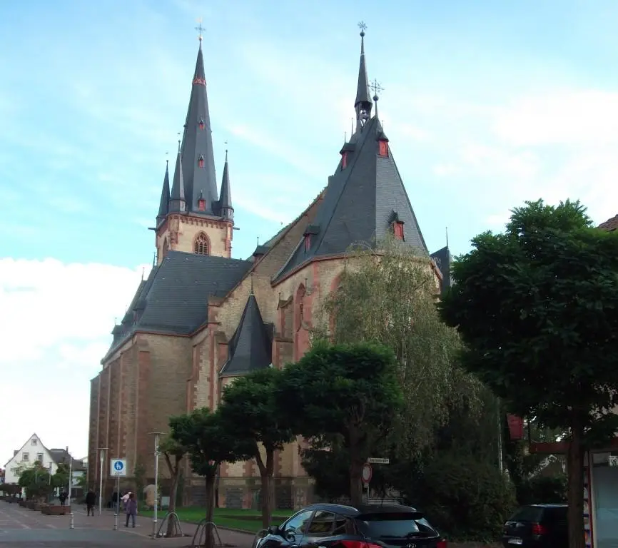 Viernheim – city view