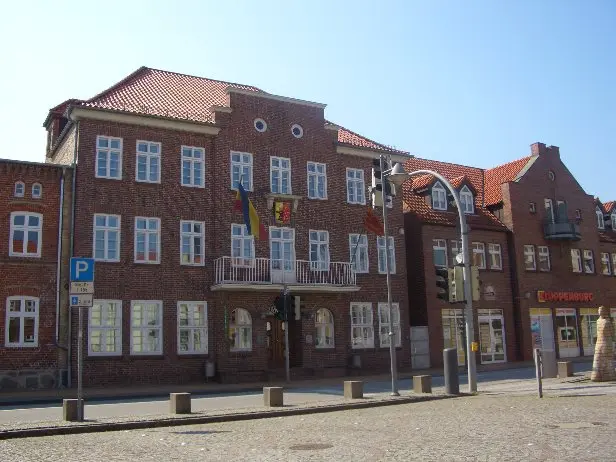 Neukloster – city view